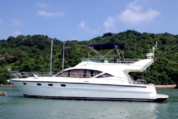 黃金海岸52尺豪華游艇