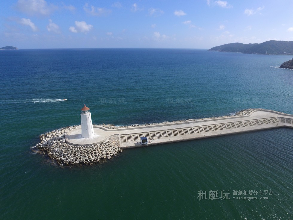 三亞亞龍灣游艇會(huì)碼頭 三亞亞龍灣游艇會(huì)碼頭