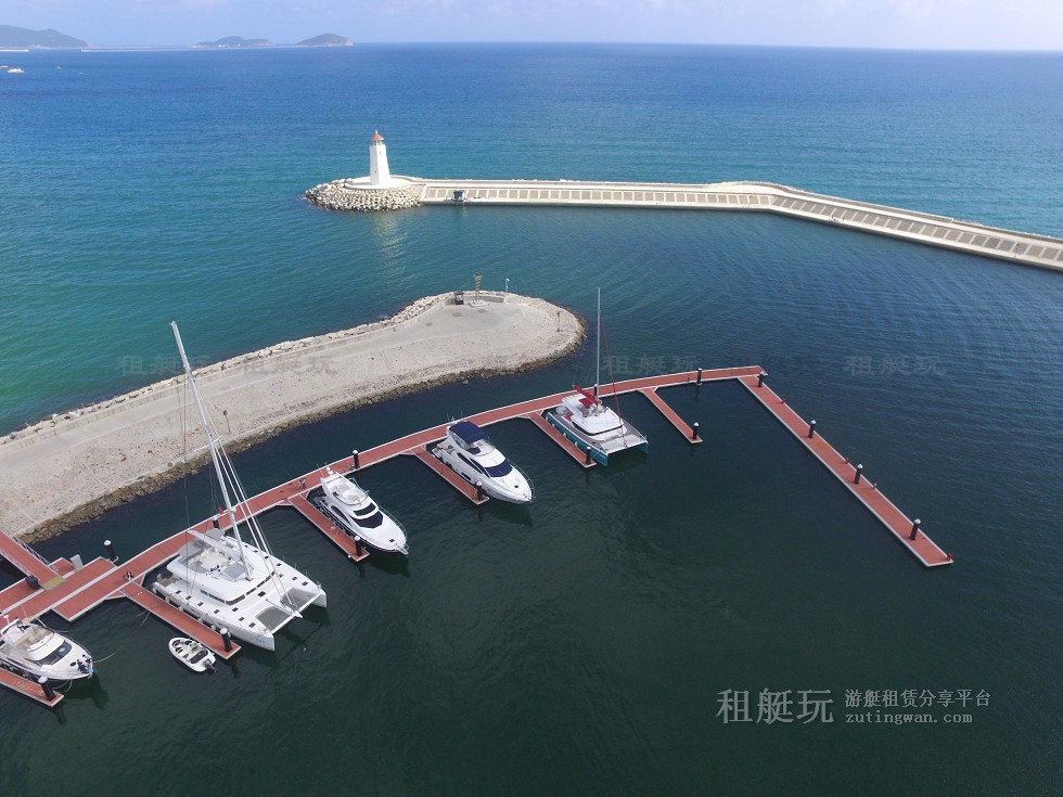 三亞亞龍灣游艇會(huì)碼頭 三亞亞龍灣游艇會(huì)碼頭