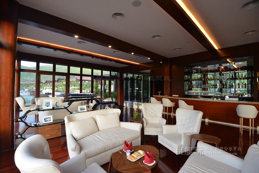 三亞亞龍灣游艇會(huì)碼頭 三亞亞龍灣游艇會(huì)碼頭