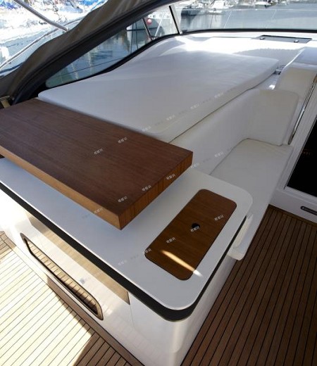 德國(guó)巴伐利亞46尺運(yùn)動(dòng)游艇 德國(guó)巴伐利亞46尺運(yùn)動(dòng)游艇